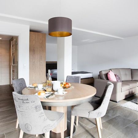 Isiliving Apartment มอนทาเบาอาร์ ภายนอก รูปภาพ