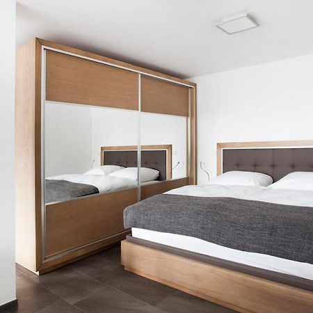 Isiliving Apartment มอนทาเบาอาร์ ภายนอก รูปภาพ