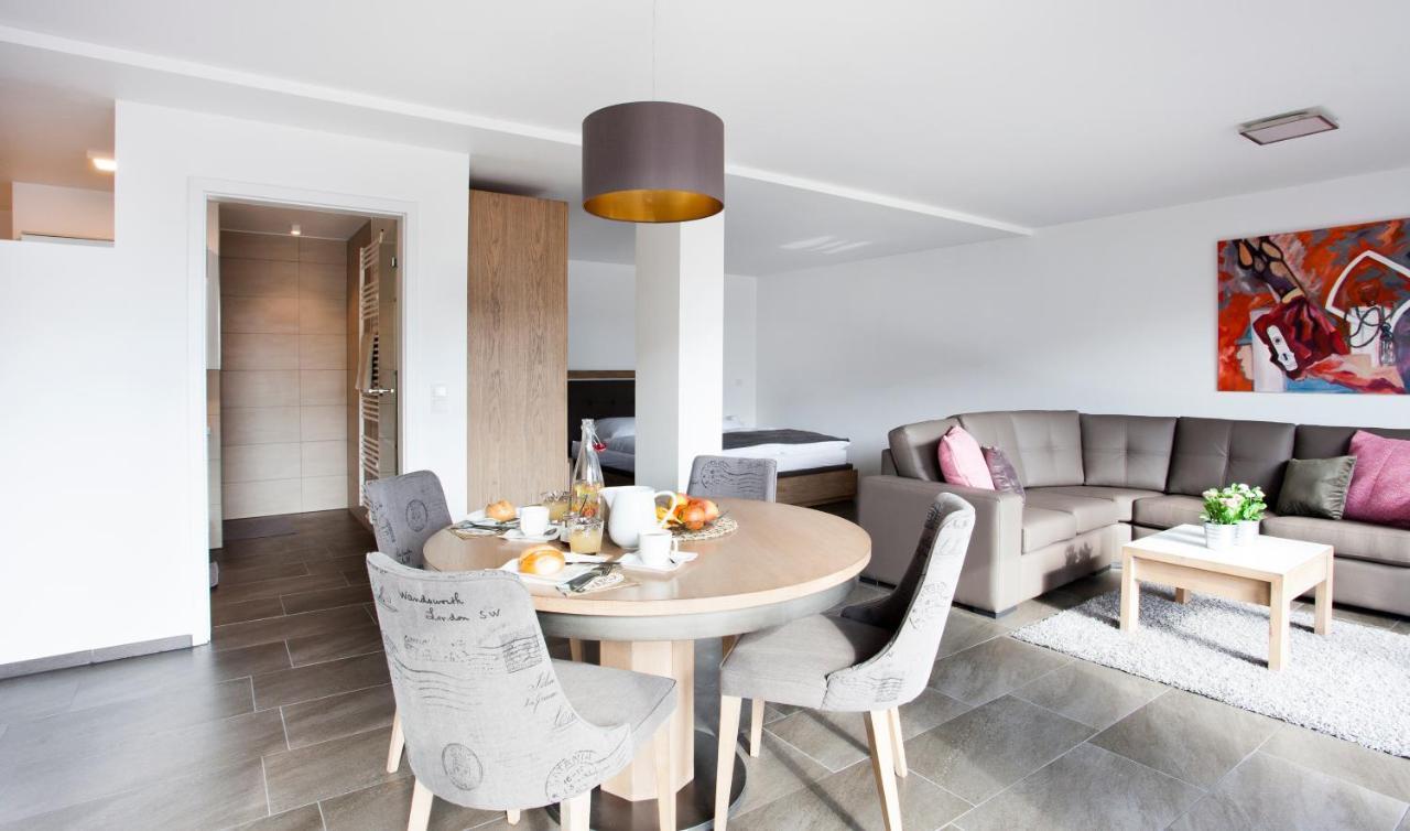 Isiliving Apartment มอนทาเบาอาร์ ภายนอก รูปภาพ