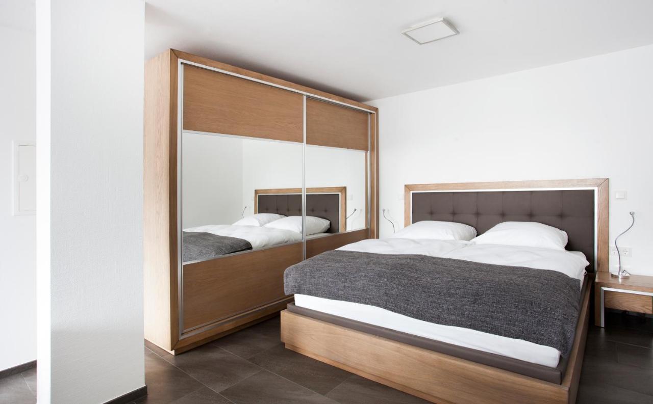 Isiliving Apartment มอนทาเบาอาร์ ภายนอก รูปภาพ