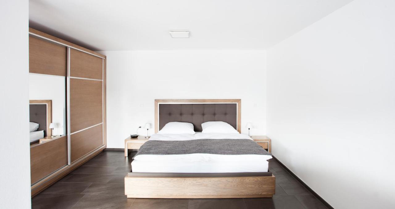 Isiliving Apartment มอนทาเบาอาร์ ภายนอก รูปภาพ